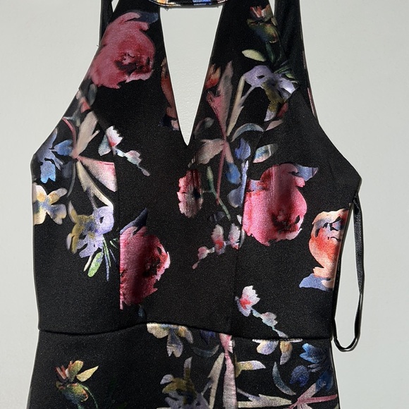 Black flower dress - Picture 3 of 5